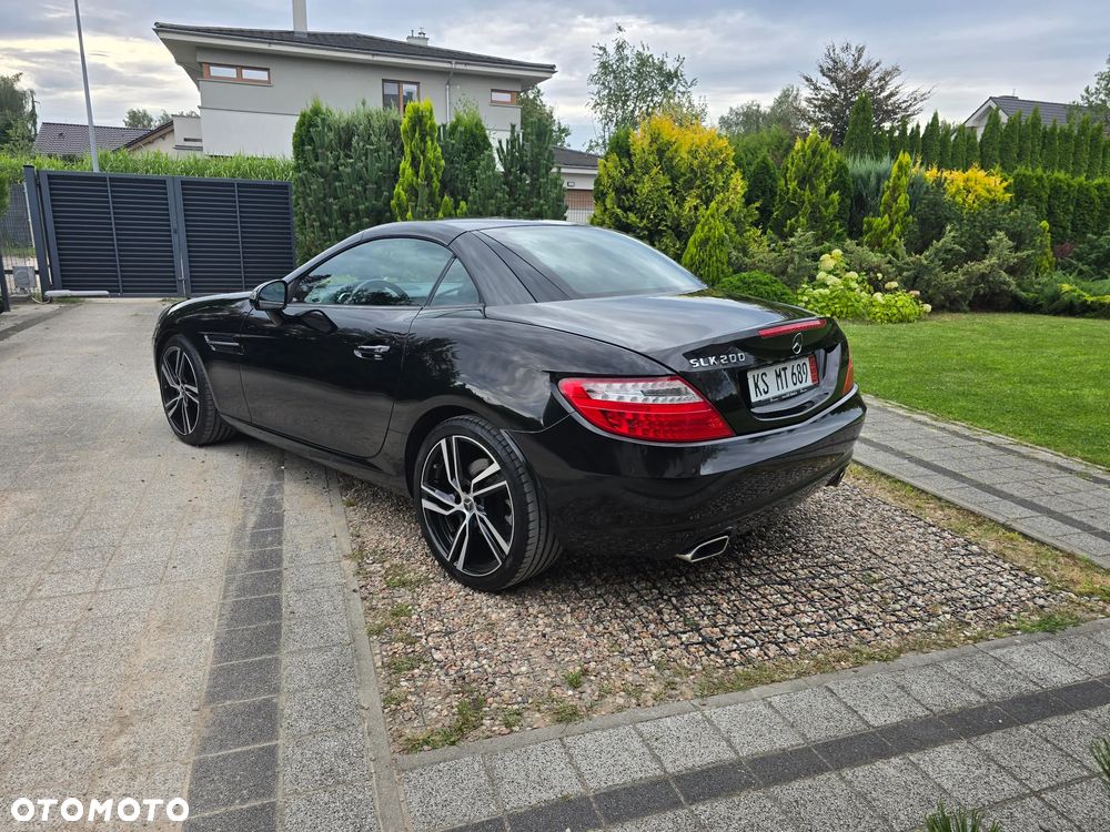 Mercedes-Benz SLK 200 (BlueEFFICIENCY) - 10
