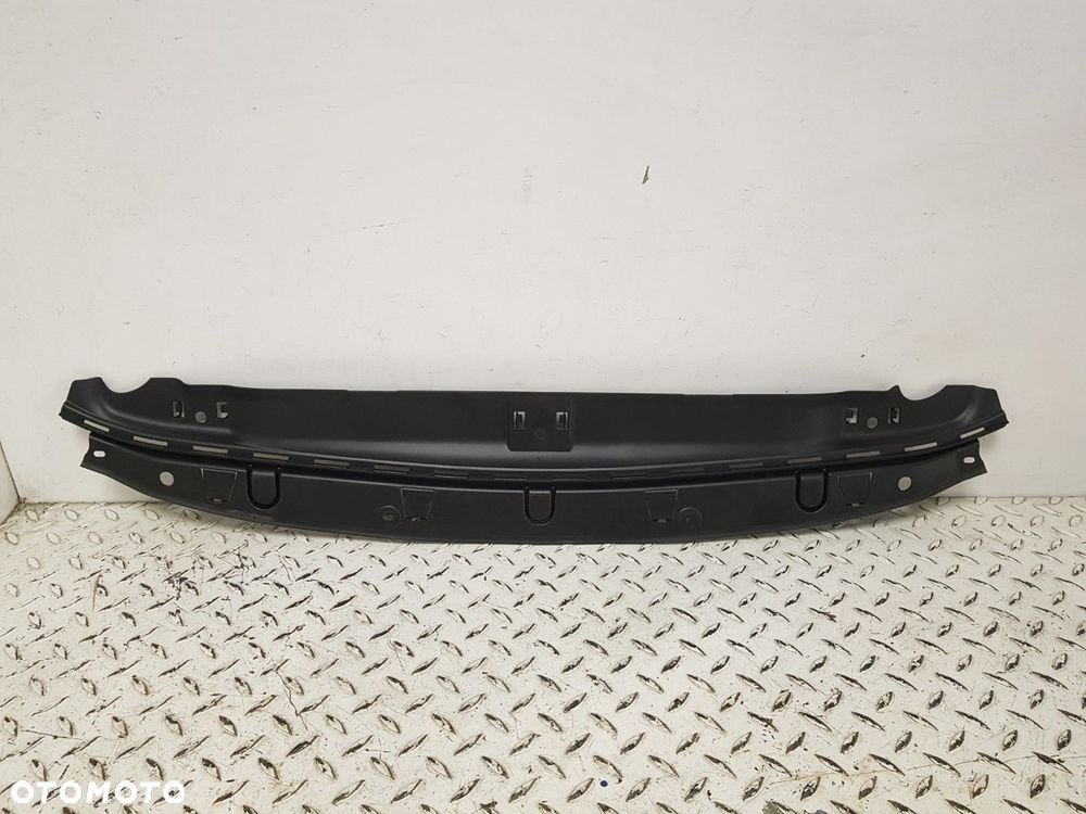ORYGINALNA FABRYCZNIE NOWA USZCZELKA OSŁONA WZMOCNIENIE DOLNE PASA BMW 2 G42 8497736 20-25 - 2