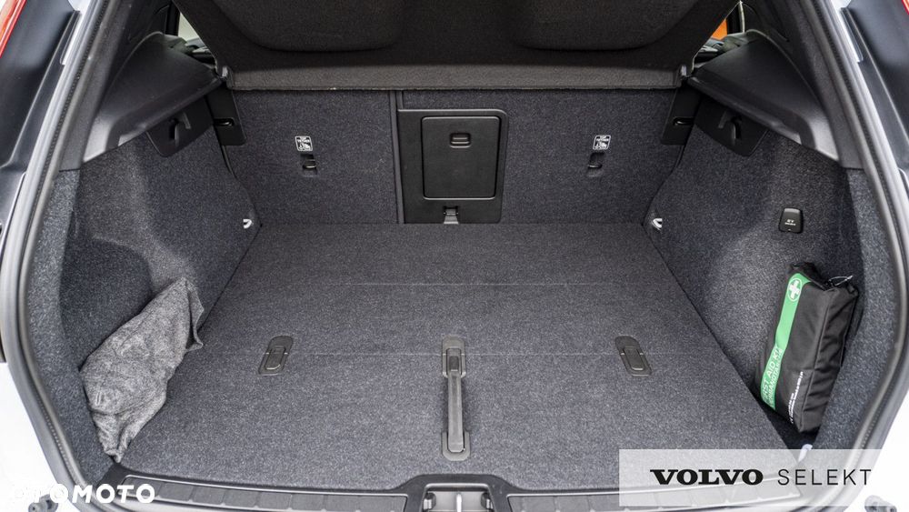 Volvo XC 40 - 22