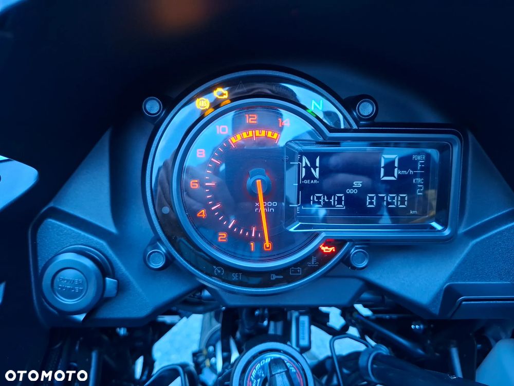 Kawasaki Versys 1000 - 17