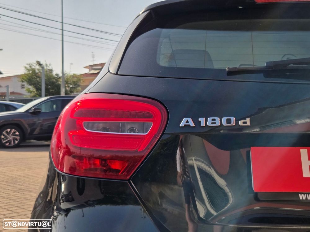 Mercedes-Benz A 180 d Style - 36