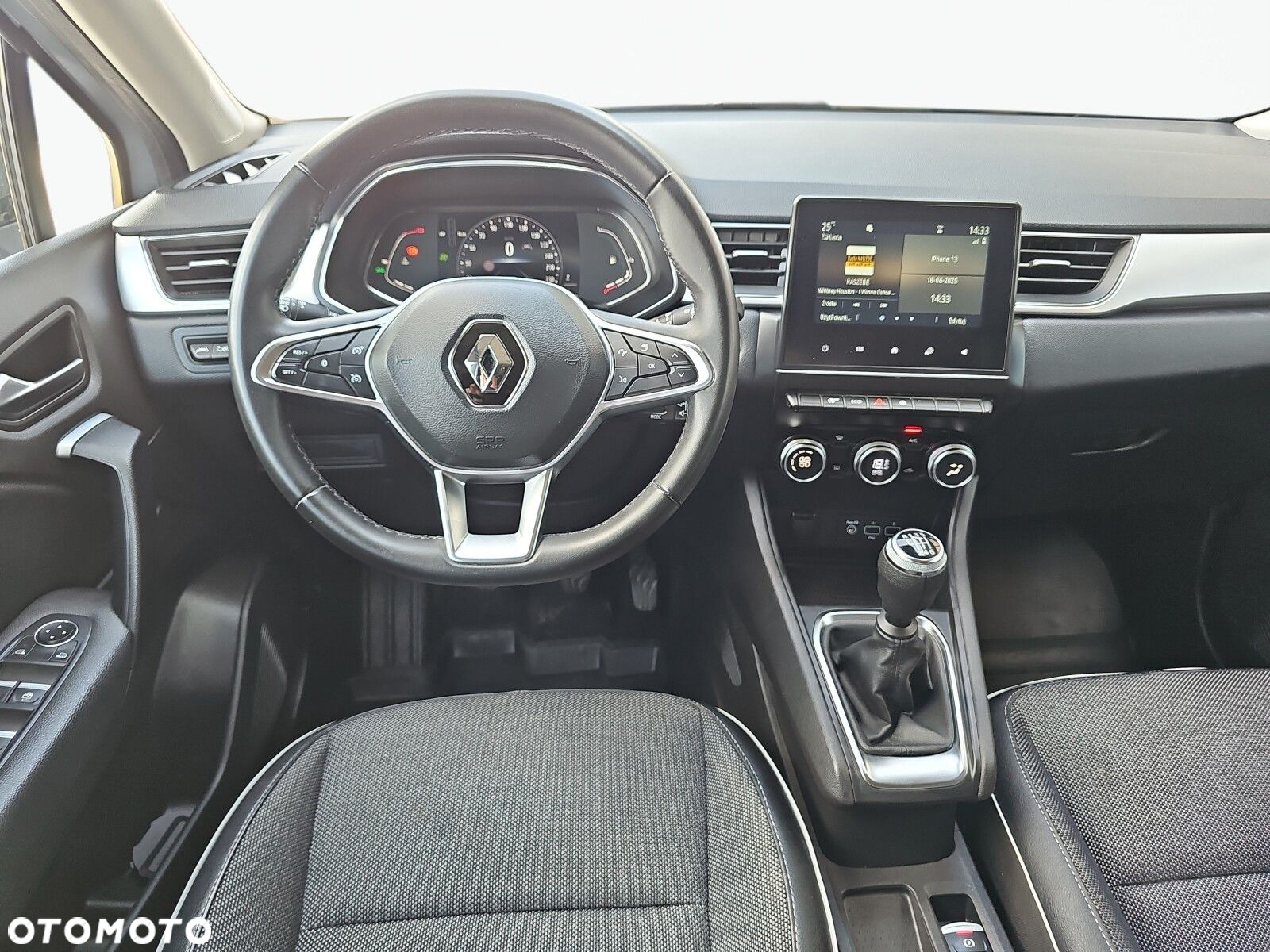 Renault Captur - 11