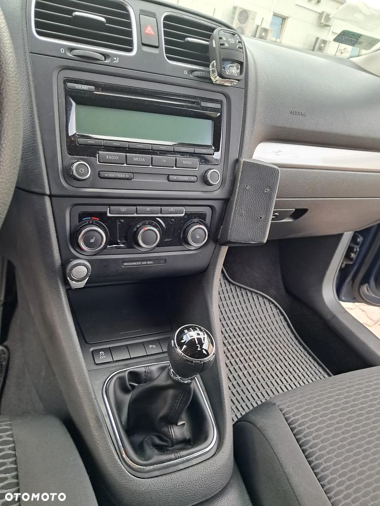 Volkswagen Golf - 16