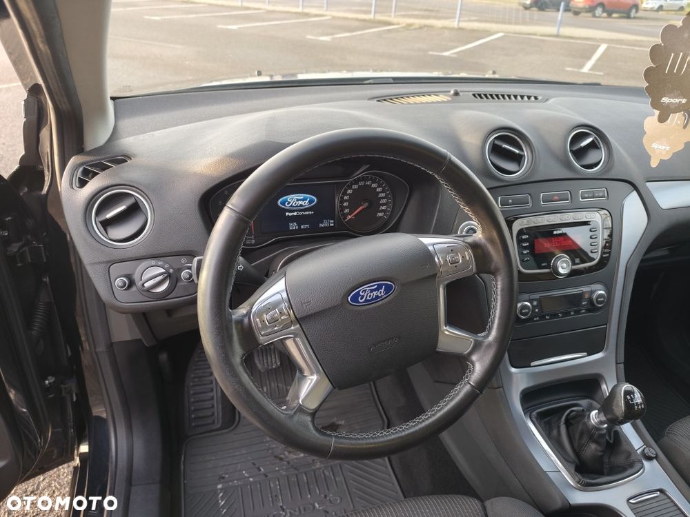 Ford Mondeo - 7
