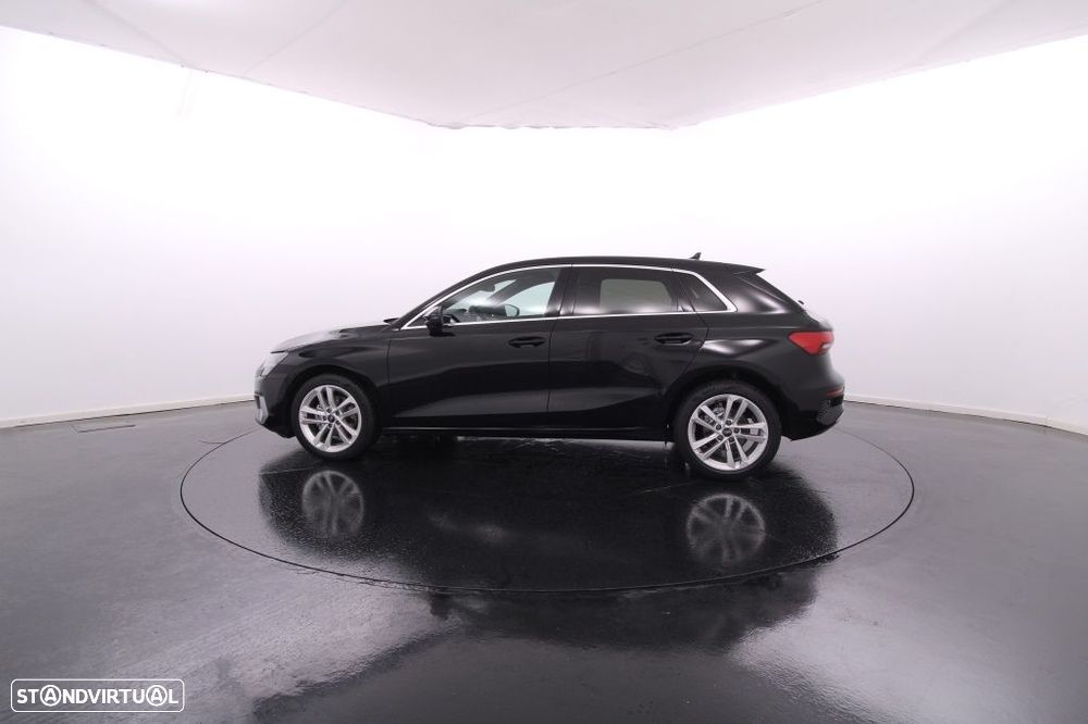 Audi A3 Sportback 30 TDI Advanced S tronic - 4
