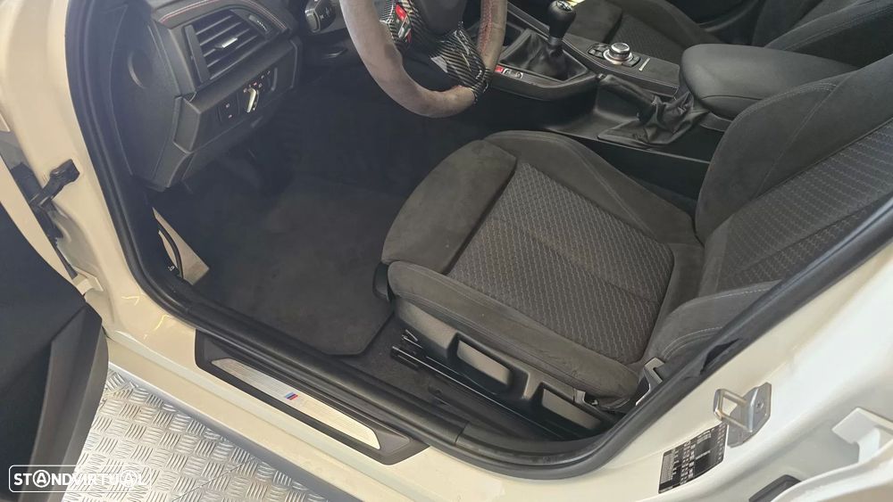 BMW 116 d Pack M - 38