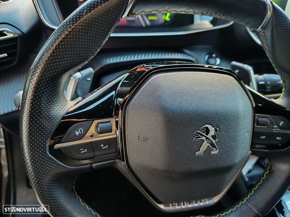 Peugeot 2008 PureTech 130 EAT8 GT - 9