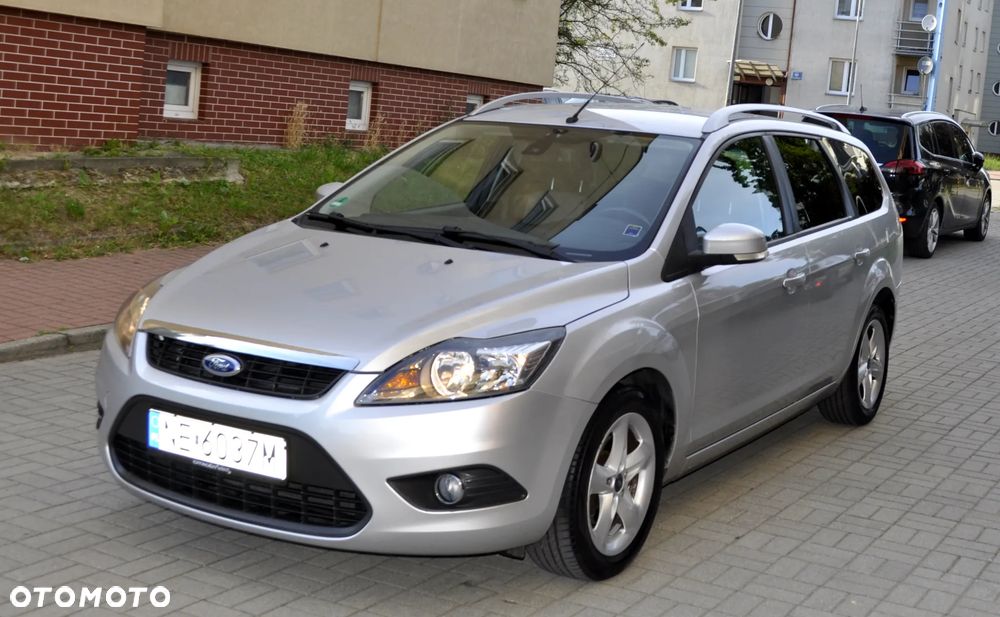Ford Focus 1.6 16V Silver Magic - 2