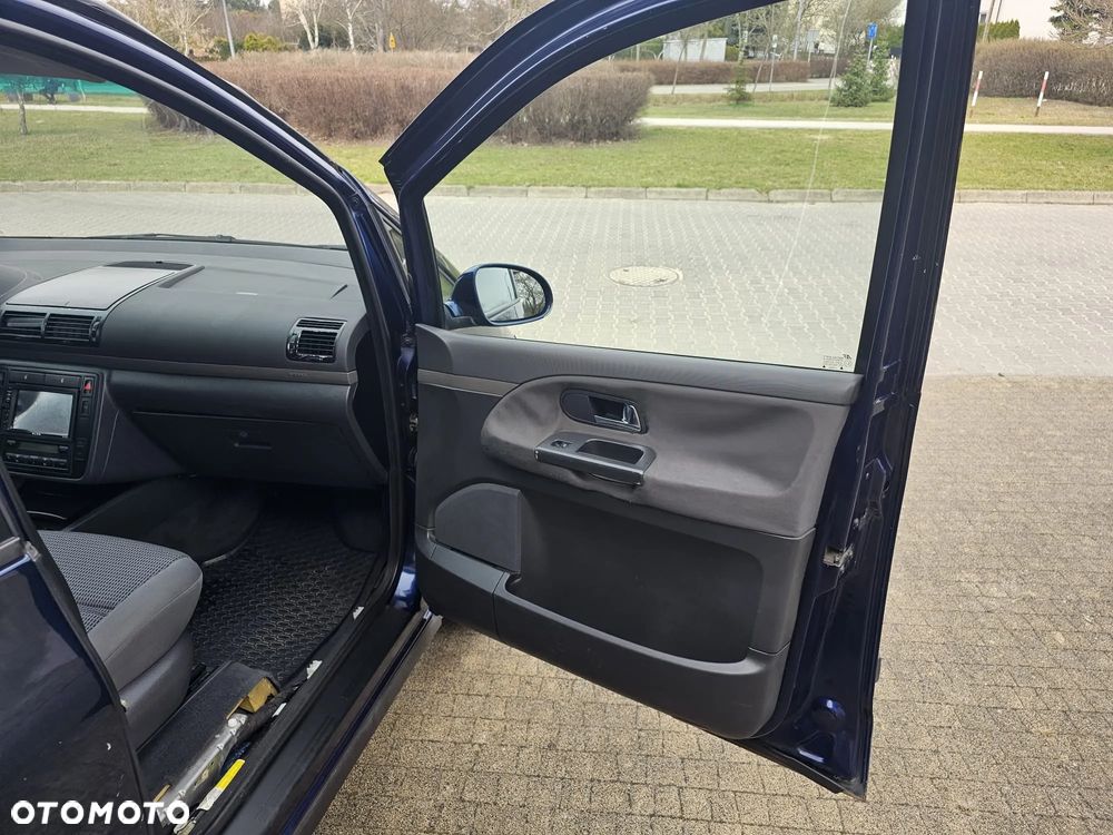 Volkswagen Sharan 2.0 TDI Highline - 9