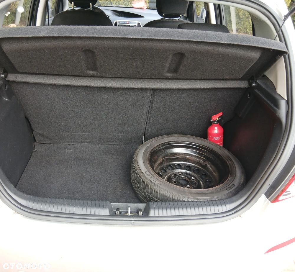 Hyundai i20 1.2 Classic - 9