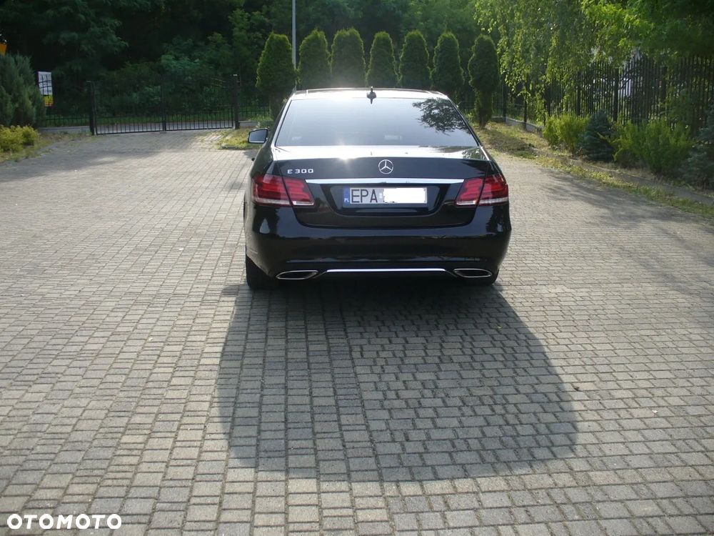 Mercedes-Benz Klasa E 350 BlueEFFICIENCY 7G-TRONIC Avantgarde - 6