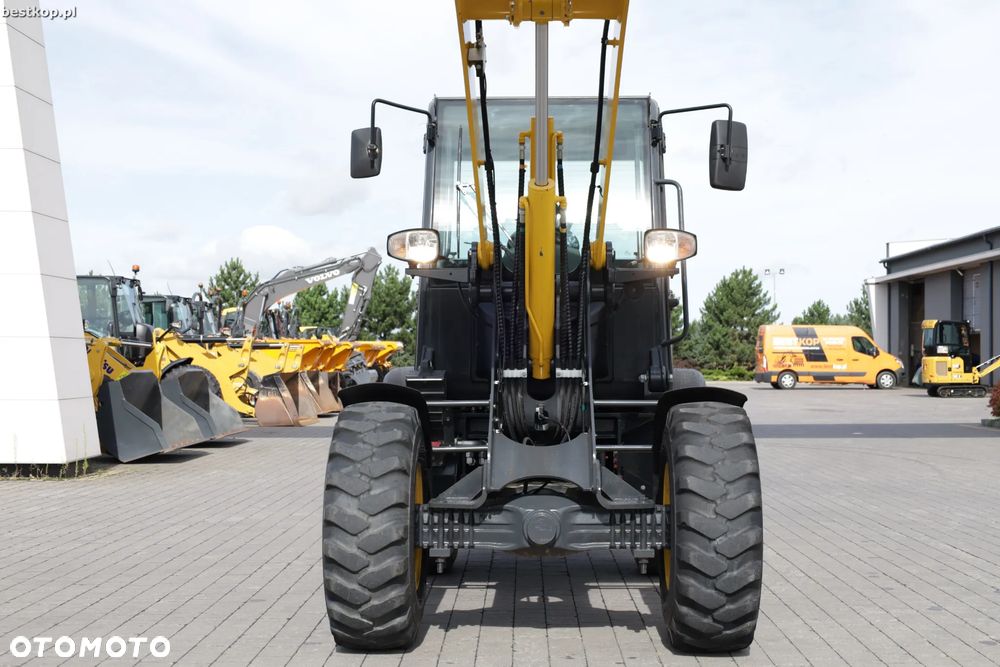 Komatsu WA70-7 - 18