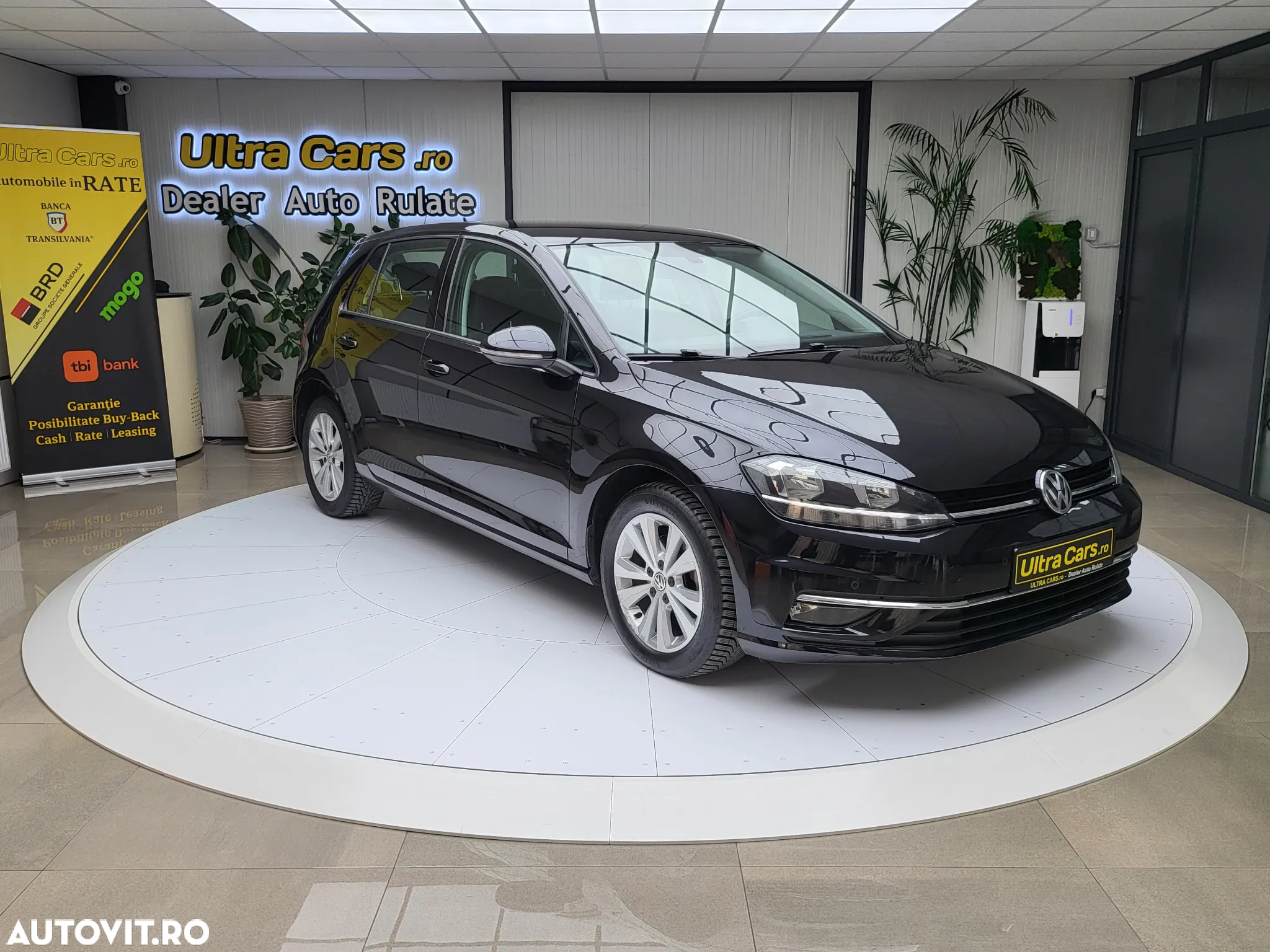 Volkswagen Golf 2.0 TDI DSG Comfortline - 7