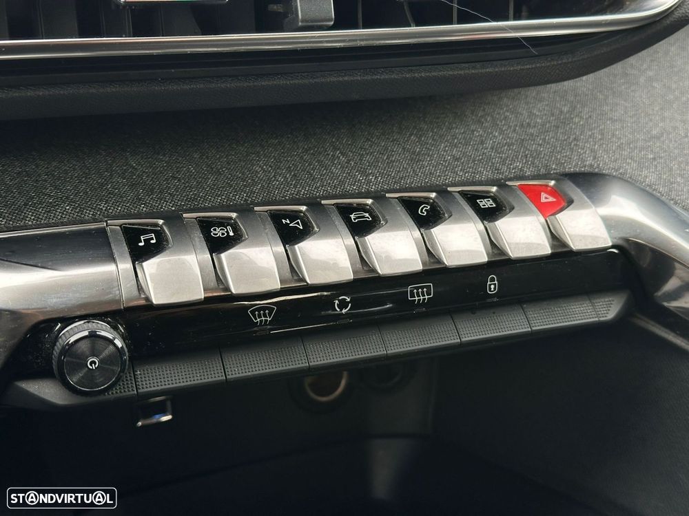 Peugeot 3008 1.5 BlueHDi Allure - 24