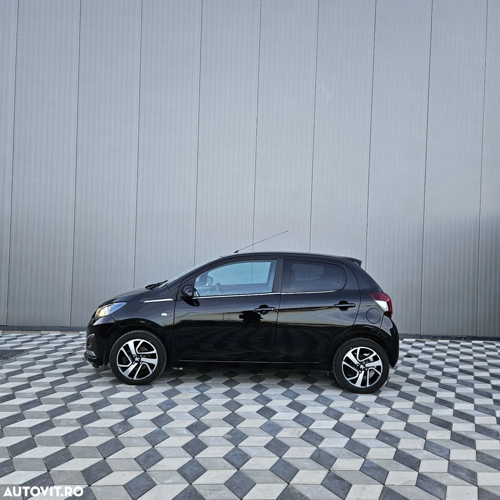 Peugeot 108 VTI 68 Top! Style - 16