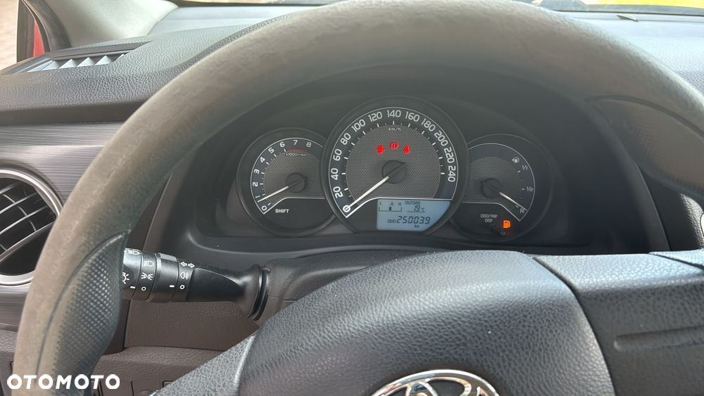 Toyota Auris 1.33 VVT-i Active - 11