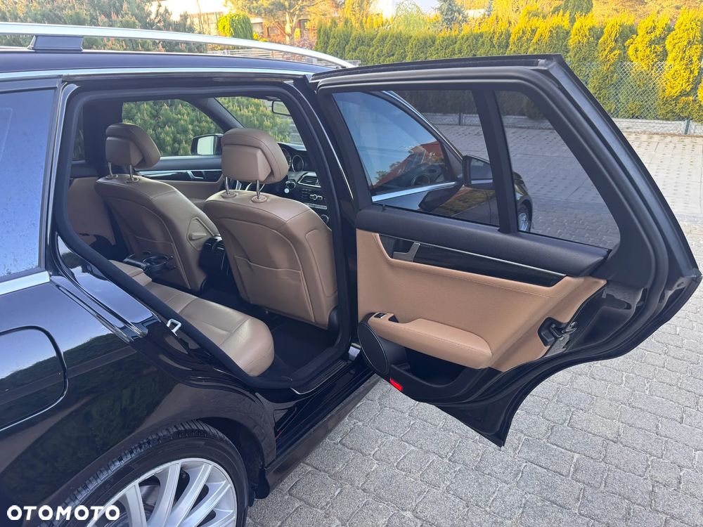 Mercedes-Benz Klasa C 250 CDI DPF Automatik BlueEFFICIENCY Avantgarde - 19