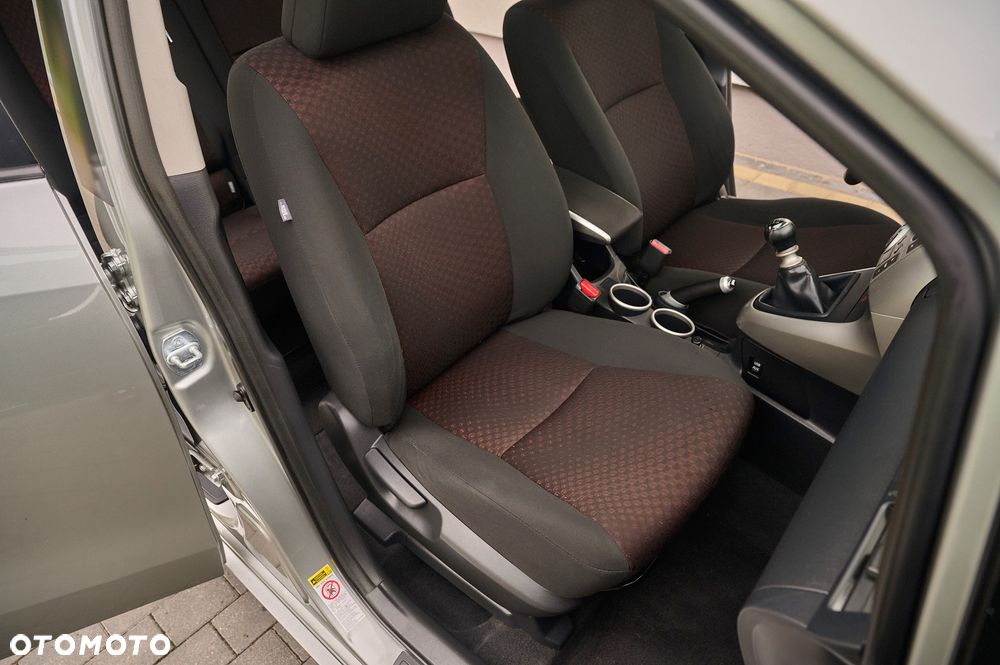 Toyota Verso 1.8 7-Sitzer Skyview Edition - 25