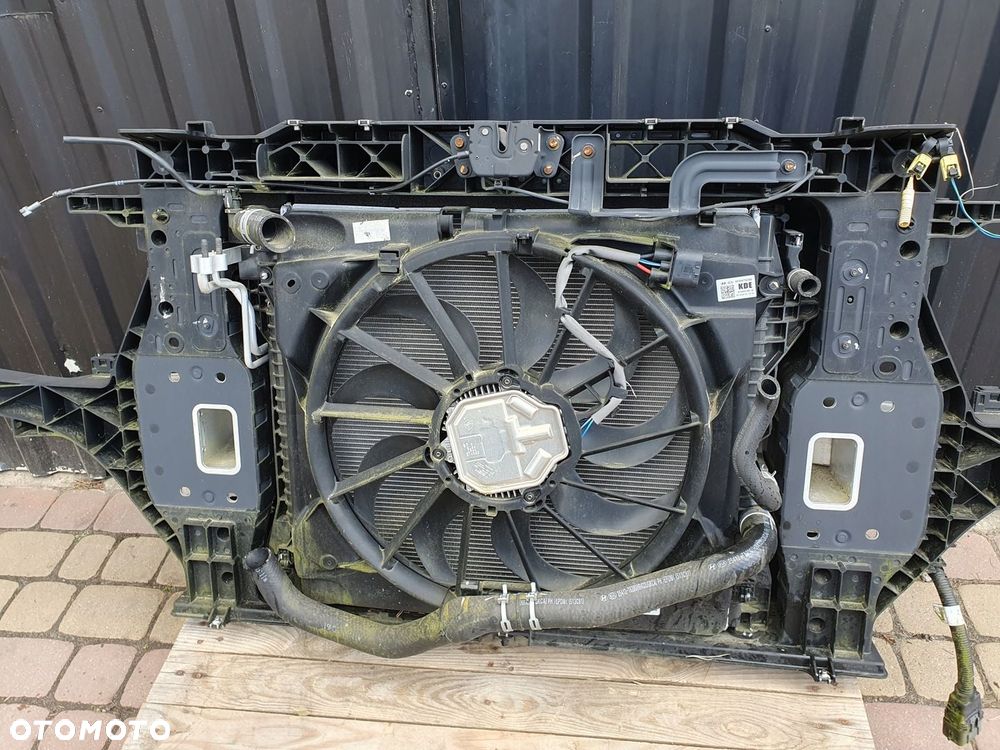 GENESIS GV80 CRDI 3,0 AUTOMAT PAS WZMOCNIENIE CHŁODNICE - 8