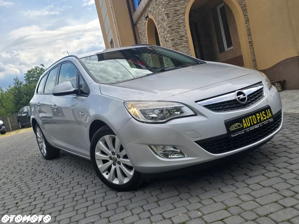 Opel Astra 1.4 Turbo Cosmo - 1