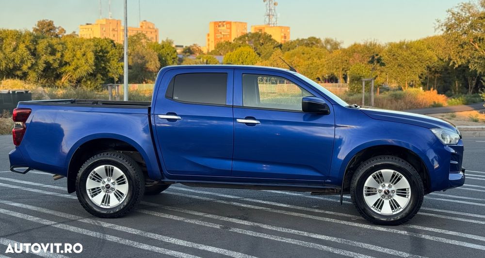 Isuzu D-Max 1.9 DSL 4x4 Double Cab MT Style - 11