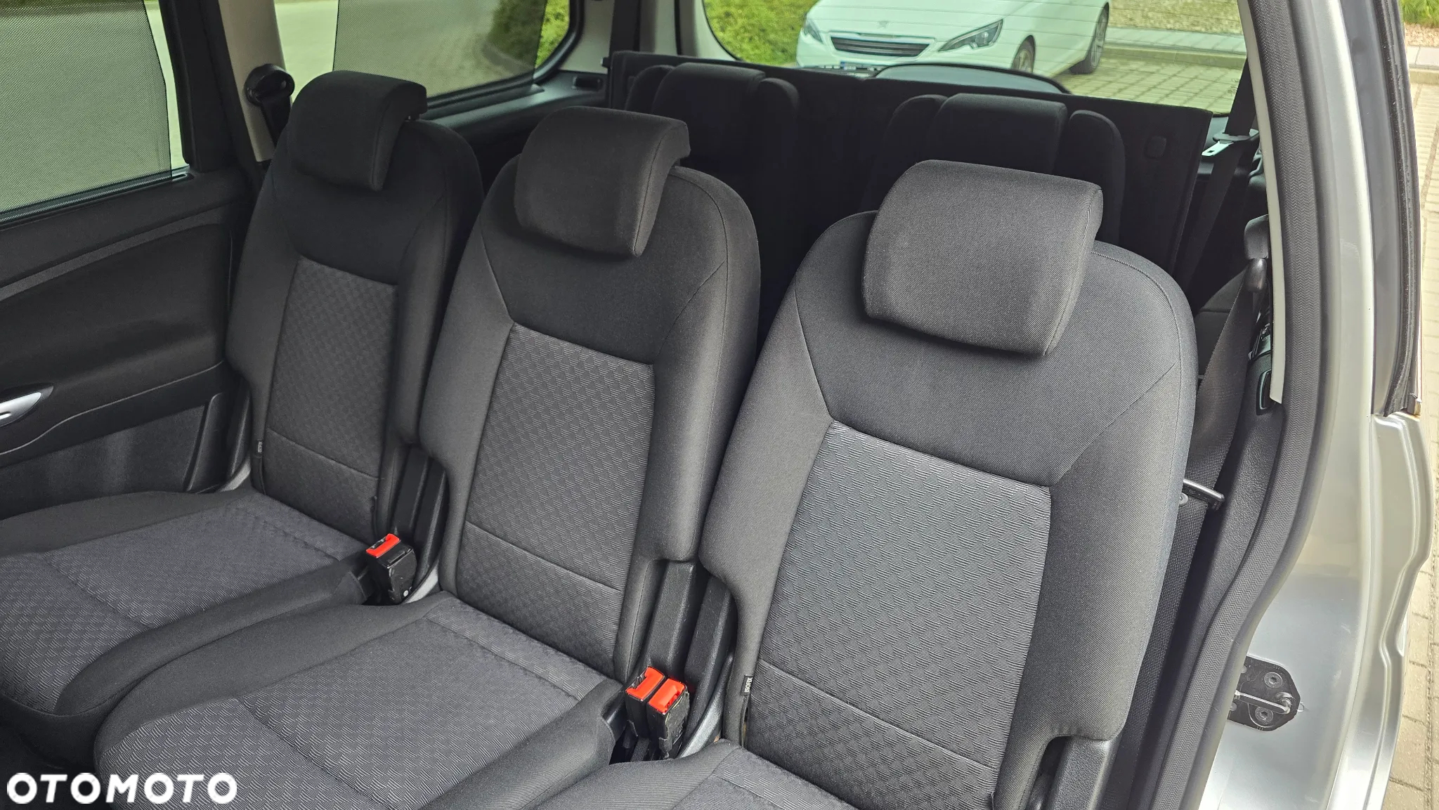 Ford Galaxy 2.0 TDCi Ghia - 25