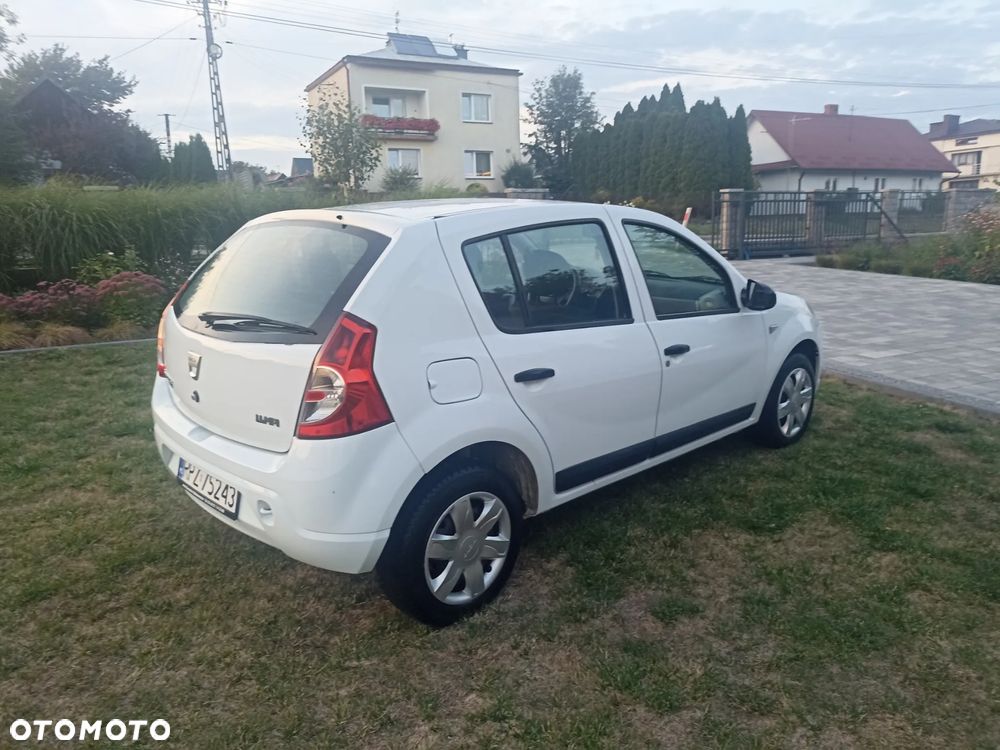 Dacia Sandero 1.4 MPI - 12