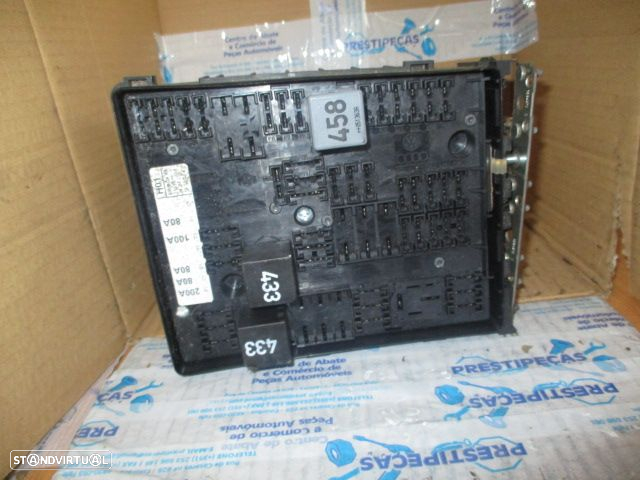 Caixa Fusiveis 19243092 VW GOLF 5 2006 2.0TDI - 3