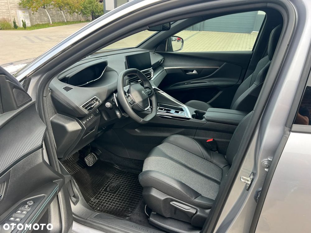 Peugeot 5008 - 9