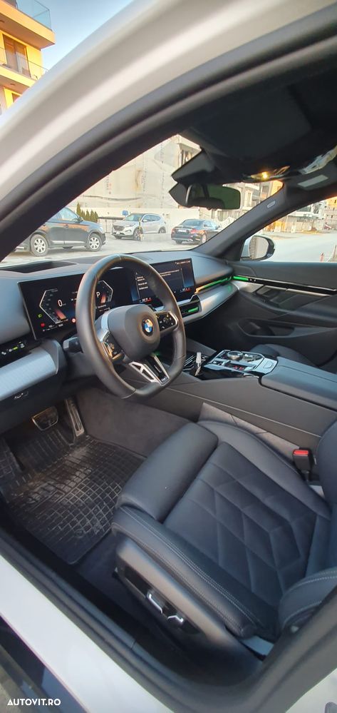 BMW Seria 5 520d xDrive AT MHEV - 13