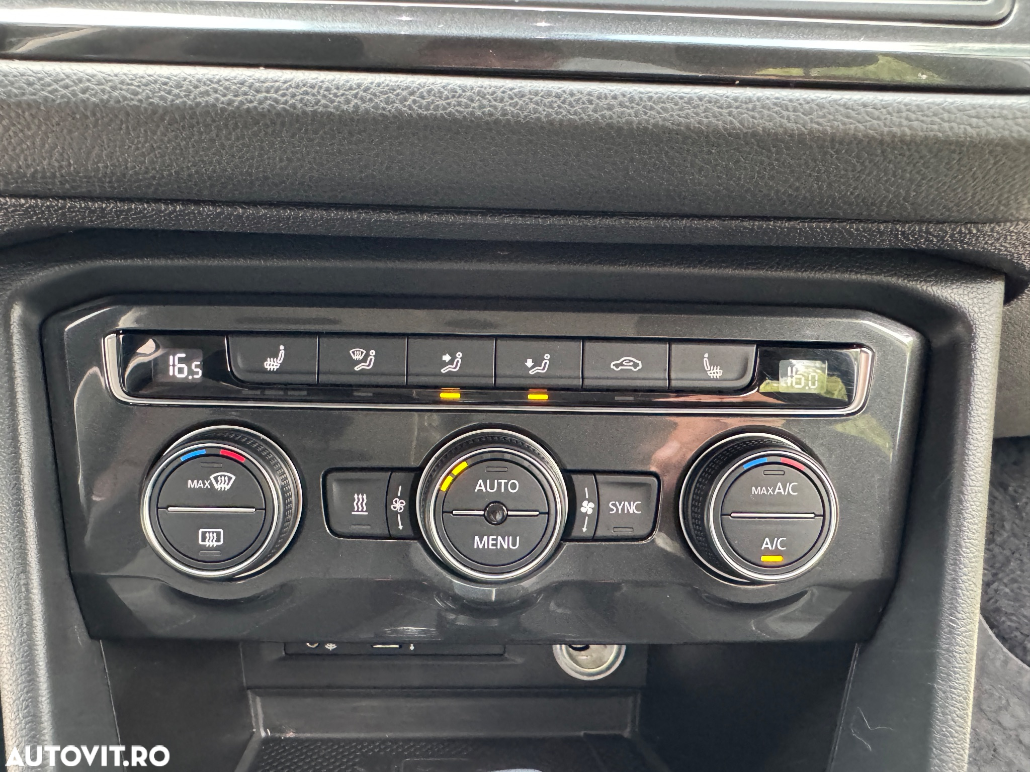 Volkswagen Tiguan 2.0 TDI 4Mot DSG Comfortline - 10