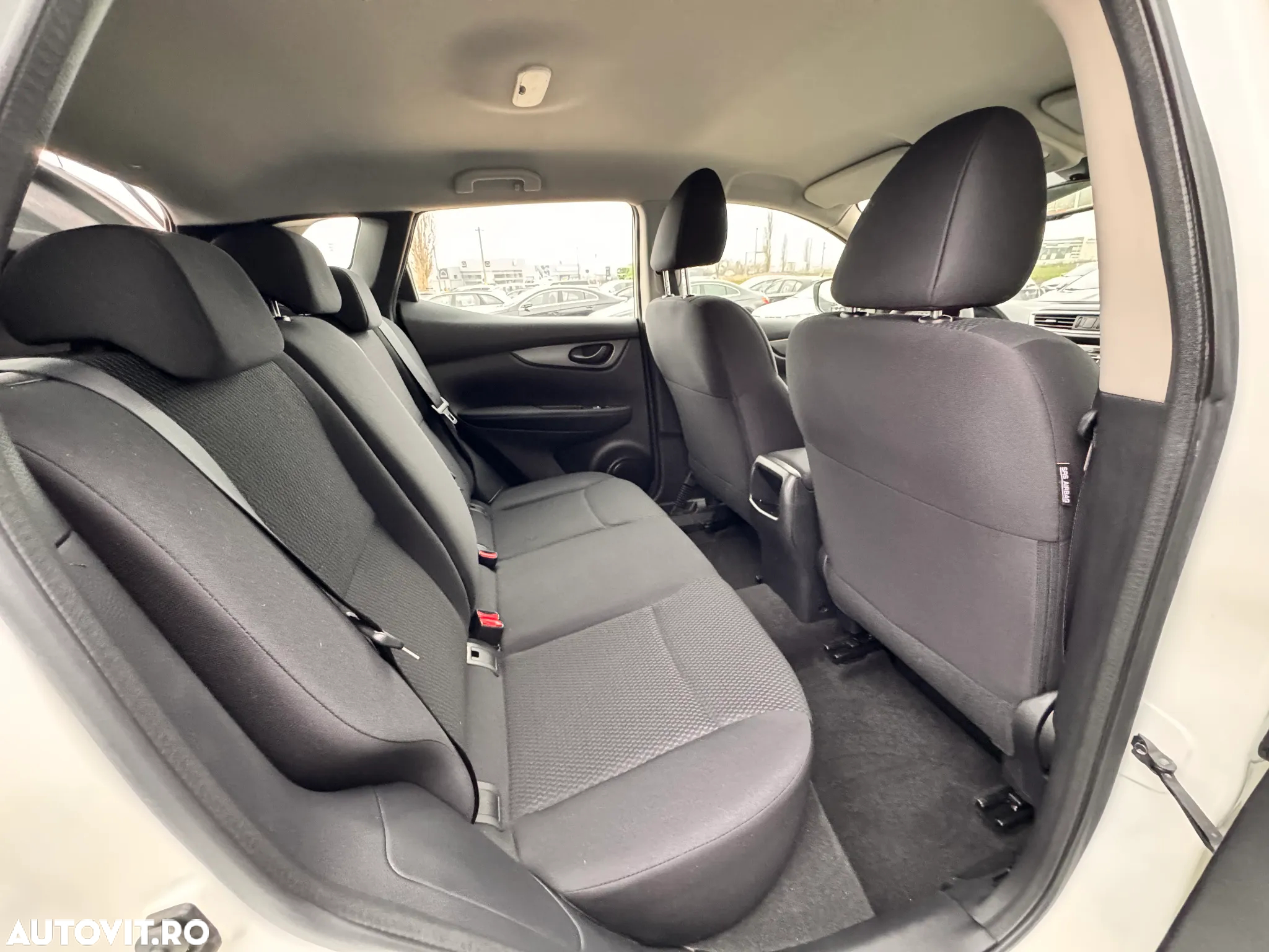 Nissan Qashqai 1.6 DCI ACENTA - 19