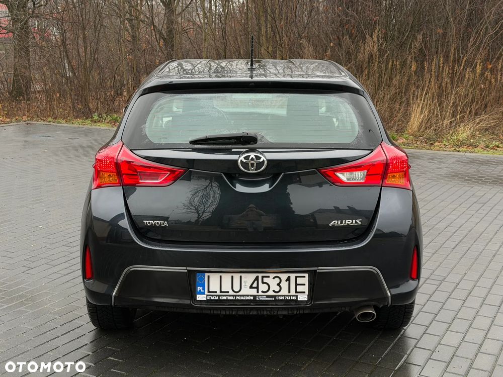 Toyota Auris 2.0 D-4D Premium - 5