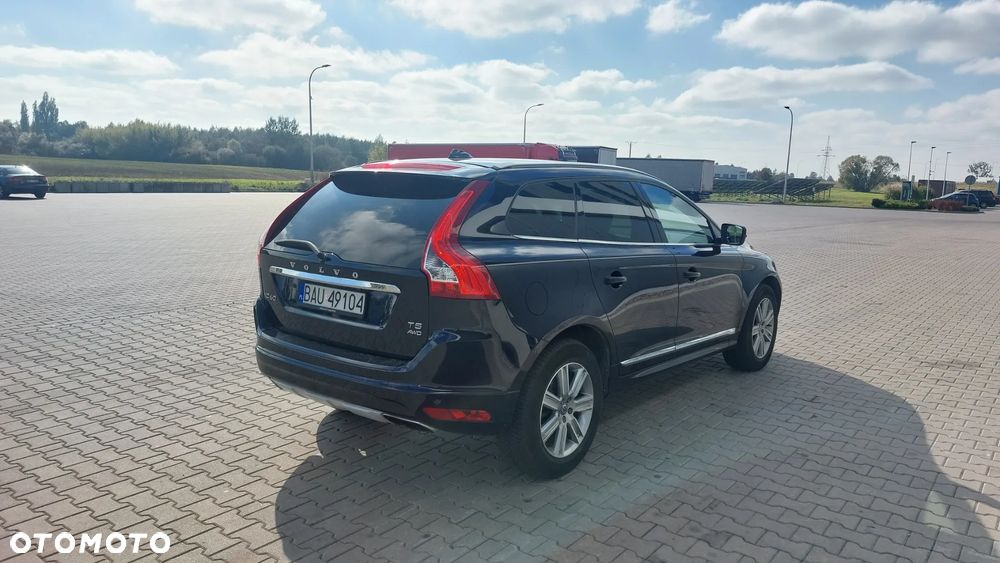 Volvo XC 60 T5 Kinetic - 3