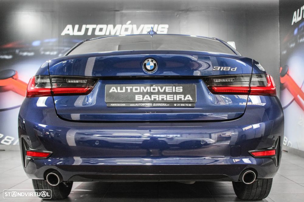 BMW 318 d Line Sport - 28