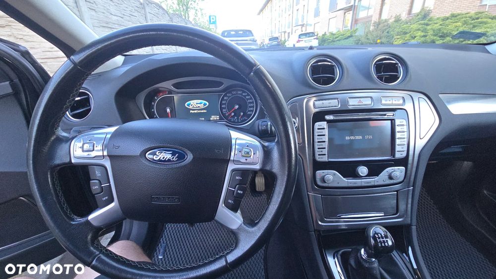 Ford Mondeo 2.5 Titanium - 18