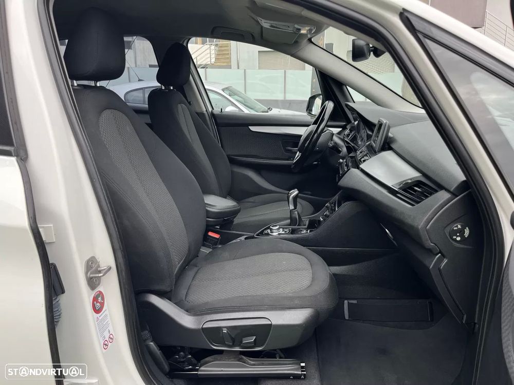 BMW 218 Active Tourer d Line Sport - 50