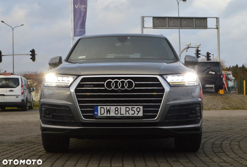 Audi Q7 - 3