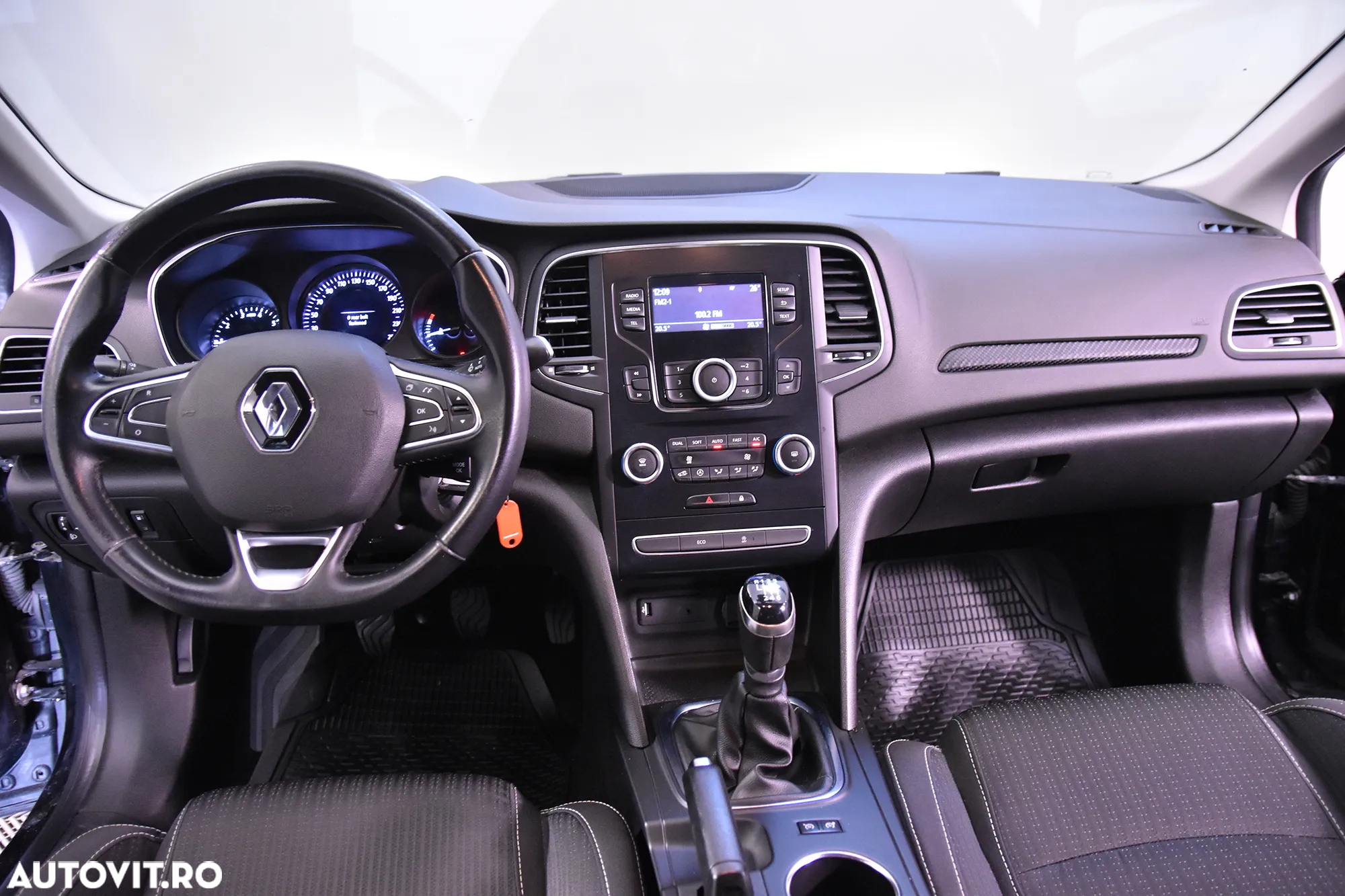 Renault Megane - 9