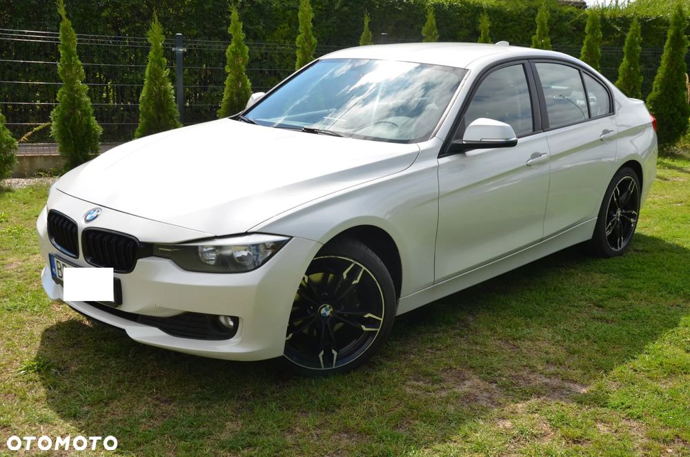 BMW Seria 3 316d Luxury Line - 3