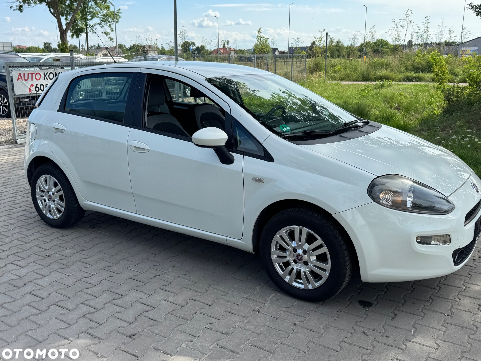 Fiat Punto 1.4 Estiva S&S - 5