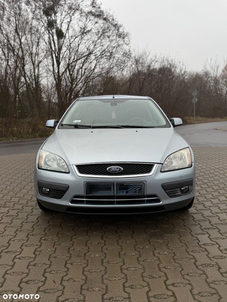 Ford Focus 1.6 Ti-VCT Ghia - 2