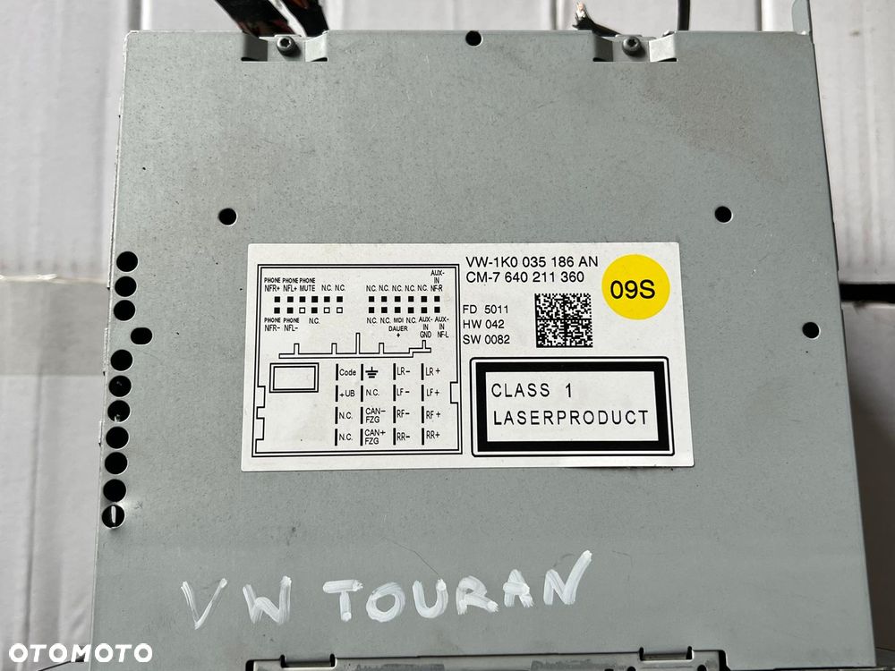 Radio VW Touran I lift 1K0035186AN - 3