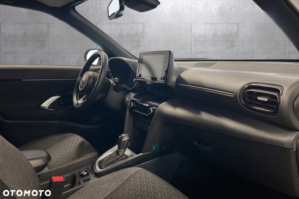 Toyota Yaris Cross Hybrid 1.5 Active - 12