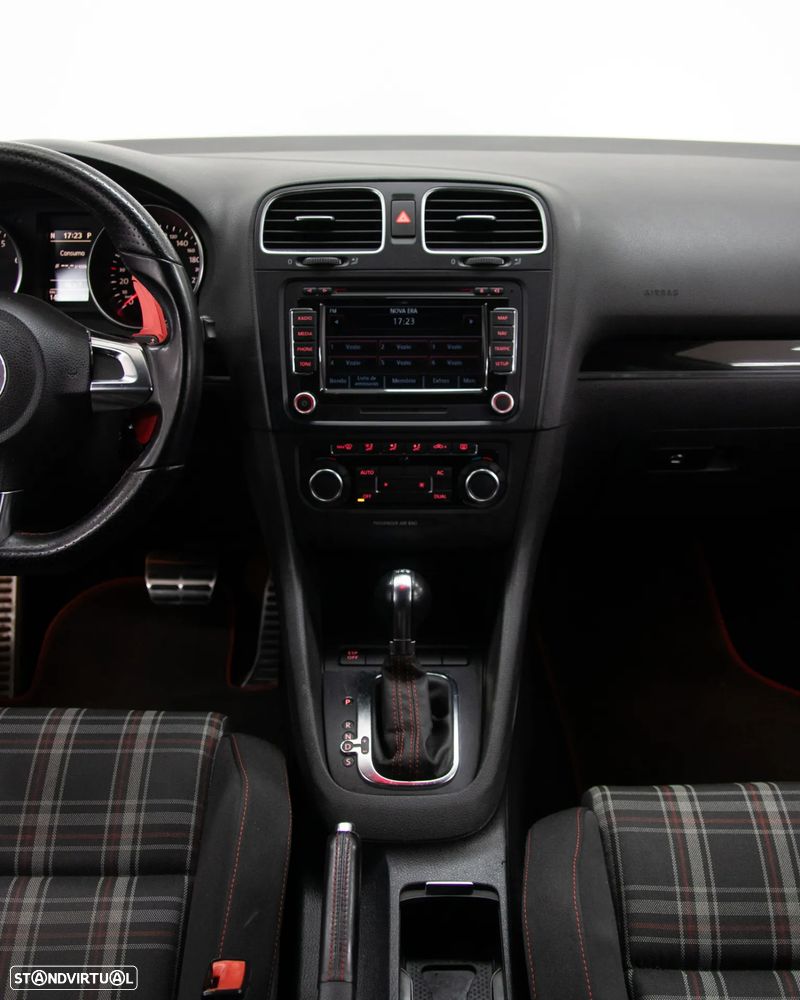 VW Golf 2.0 TSi GTI DSG - 51