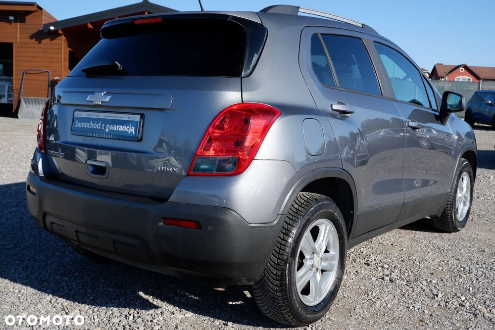 Chevrolet Trax 1.6 LS - 31