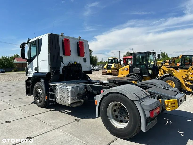Iveco STRALIS 440 HI-ROAD - 11
