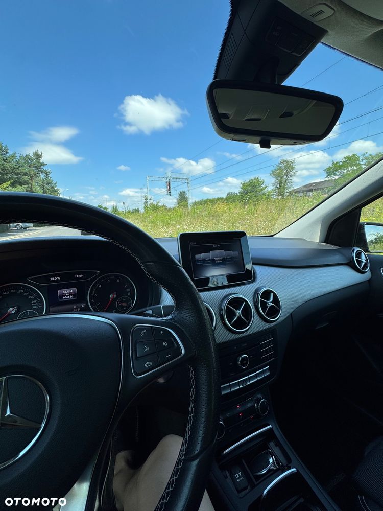 Mercedes-Benz Klasa B 200 7G-DCT Style - 8