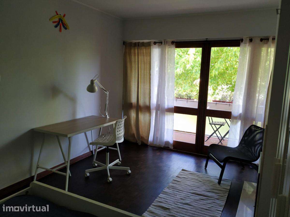 Quarto - localizado em Carcavelos Lisbon - Grande imagem: 4/12