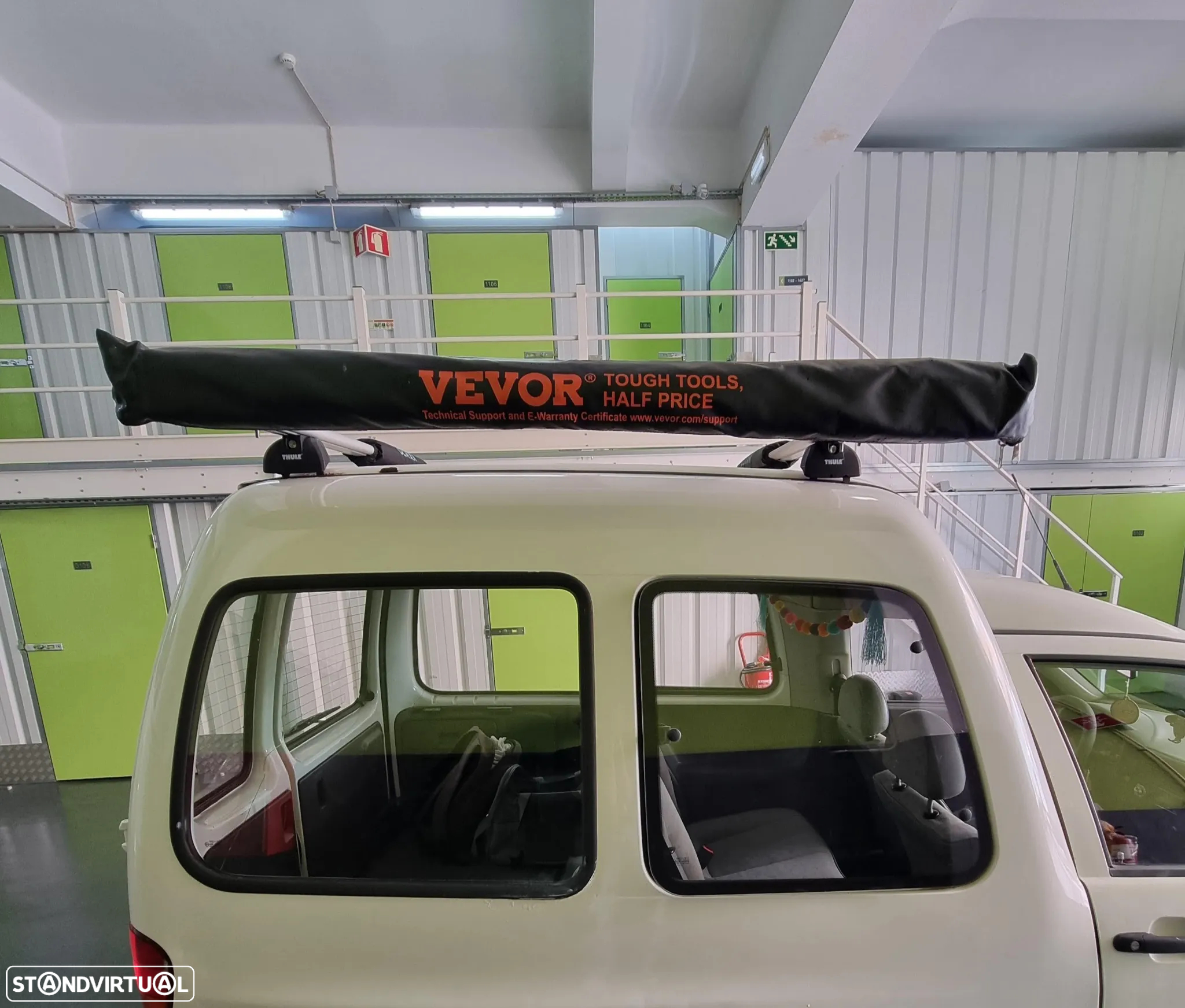 VW Caddy 1.4i - 46